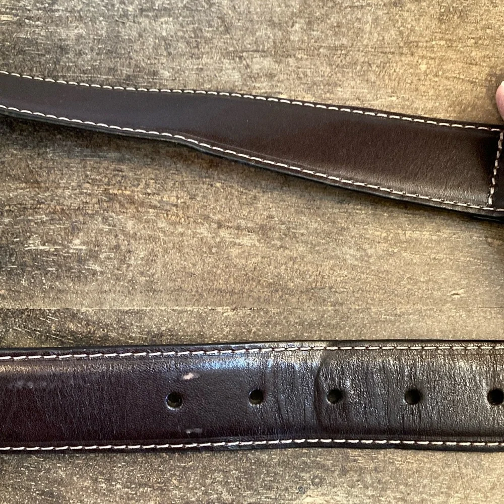 Fossil Men's Dark Brown Stitched Leather Belt Silver Tone Buckle Size M‎ Classic